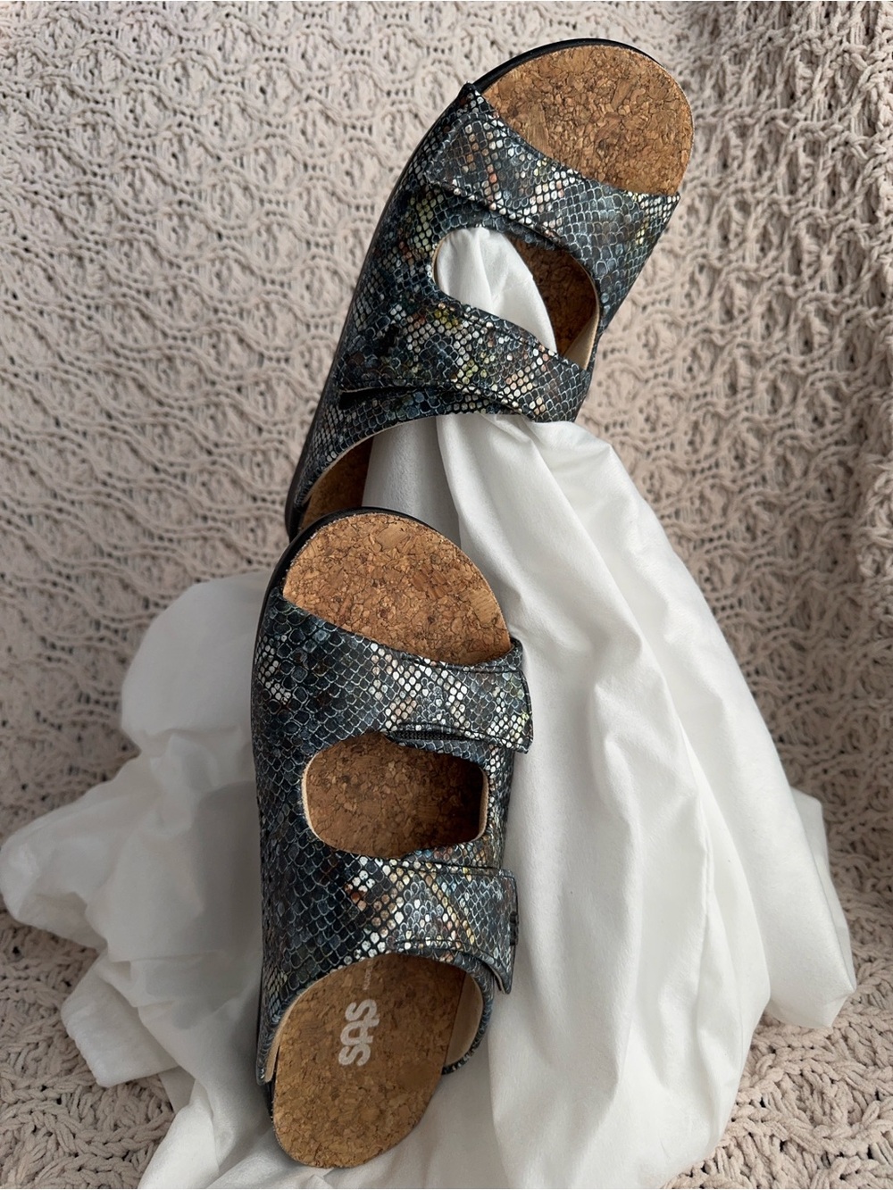 SAS Snakeskin Print Comfort Slides Sandals Size 7